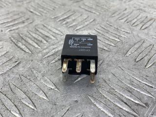 реле (прочие) Chrysler Voyager 4 поколение 2004, 2.5 л., ENJ, дизель, МКПП, темно-синий, минивэн, передний привод, 21911C, 05269988AA, 3303A3