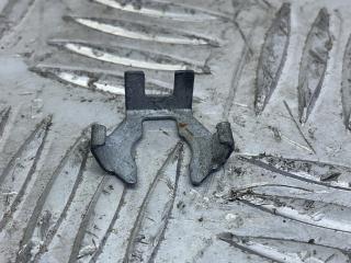 крепление форсунки Renault Scenic 1 поколение [рестайлинг] 2002, 1.6 л., K4M 700, бензин, МКПП, серебро, минивэн, передний привод