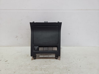 пепельница Volkswagen Golf 6 поколение 2012, 2.0 л., CCZB, бензин, АКПП, белый, кабриолет, передний привод, 5K0963475A