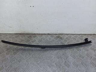 направляющая стекла Chevrolet Spark M300 2012, 1.0 л., бензин, МКПП, красный, хетчбэк 5 дв., передний привод