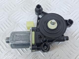 моторчик стеклоподъемника передний левый Volkswagen Caddy 5 поколение 2022, бежевый, фургон, передний привод, 2K7959801, 0130822573