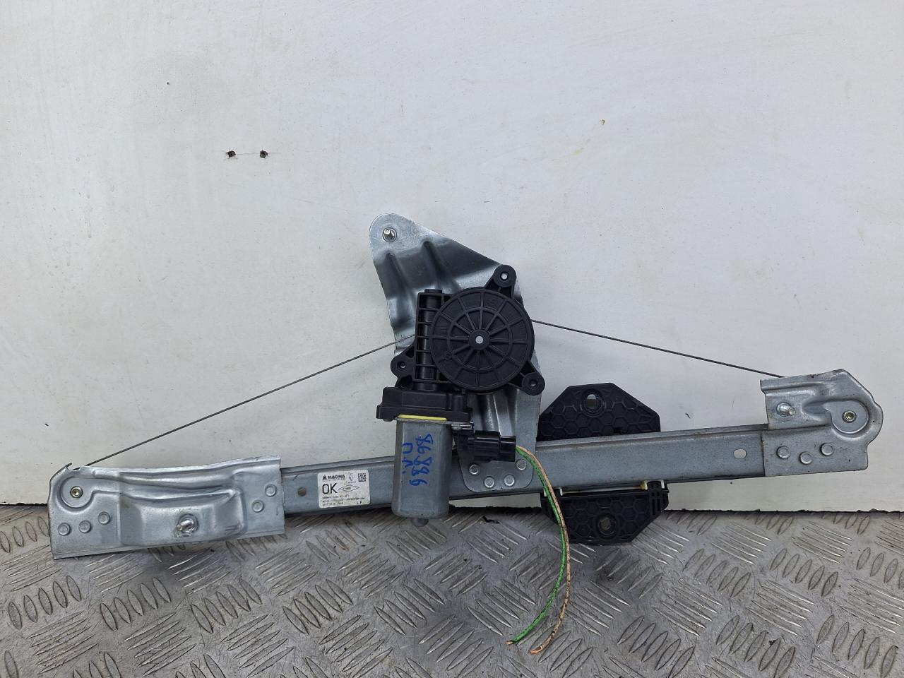 стеклоподъемник передний левый Dacia Logan MCV 2 поколение (2013 - 2016), фургон, 807213282R - фото №1