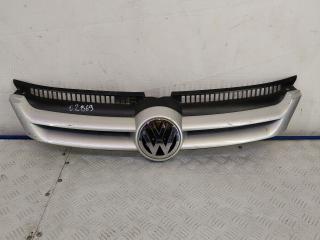 решетка радиатора Volkswagen Golf Plus 1 поколение (2005 - 2009), 5M0853655A