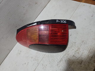 фонарь задний левый Peugeot 306 1 поколение [рестайлинг] 1998, 1.6 л., NFZ (TU5JP), бензин, АКПП, красный, универсал, передний привод