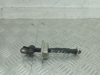 ограничитель открывания двери Nissan Qashqai J10 [рестайлинг] 2012, 1.6 л., R9M, дизель, МКПП, белый, внедорожник 5 дв., полный привод