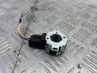 моторчик заслонки печки Renault Laguna 1 поколение [рестайлинг] 2000, 1.6 л., бензин, МКПП, серебро, хетчбэк 5 дв., передний привод, 9094802545