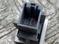 кнопка ручного тормоза (ручника) Skoda Yeti 1 поколение 2013, 2.0 л., CFHF, дизель, 6МКПП, серый, универсал, полный привод, 5L0927127 - фото №4