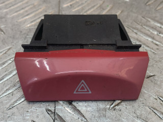 кнопка аварийной сигнализации Fiat Stilo 1 поколение 2002, 1.2 л., 188 A5.000, бензин, МКПП, хетчбэк 5 дв., передний привод, B569