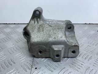 кронштейн КПП Volkswagen Golf 7 поколение [рестайлинг] (2017 - 2019), 1.5 л., DACA, бензин, универсал, 1K0199117CF