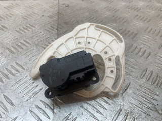 моторчик заслонки печки Mitsubishi Outlander 2 поколение (2005 - 2010)