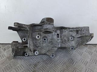 кронштейн генератора Audi A4 B5 1997, 1.6 л., AHL, бензин, МКПП, универсал, 06B903143F