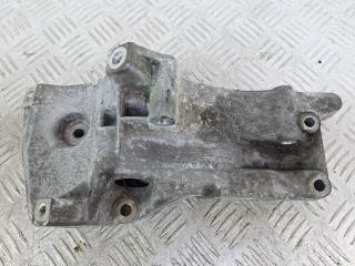 кронштейн генератора Skoda Fabia 1 поколение [рестайлинг] (2004 - 2007), 1.4 л., BUD, бензин, МКПП, черный, универсал, передний привод, 036145169G