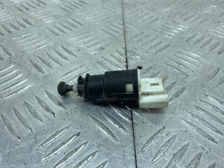 Датчик педали тормоза (лягушка) Renault Sandero 1 поколение (2009 - 2014), 8200276361