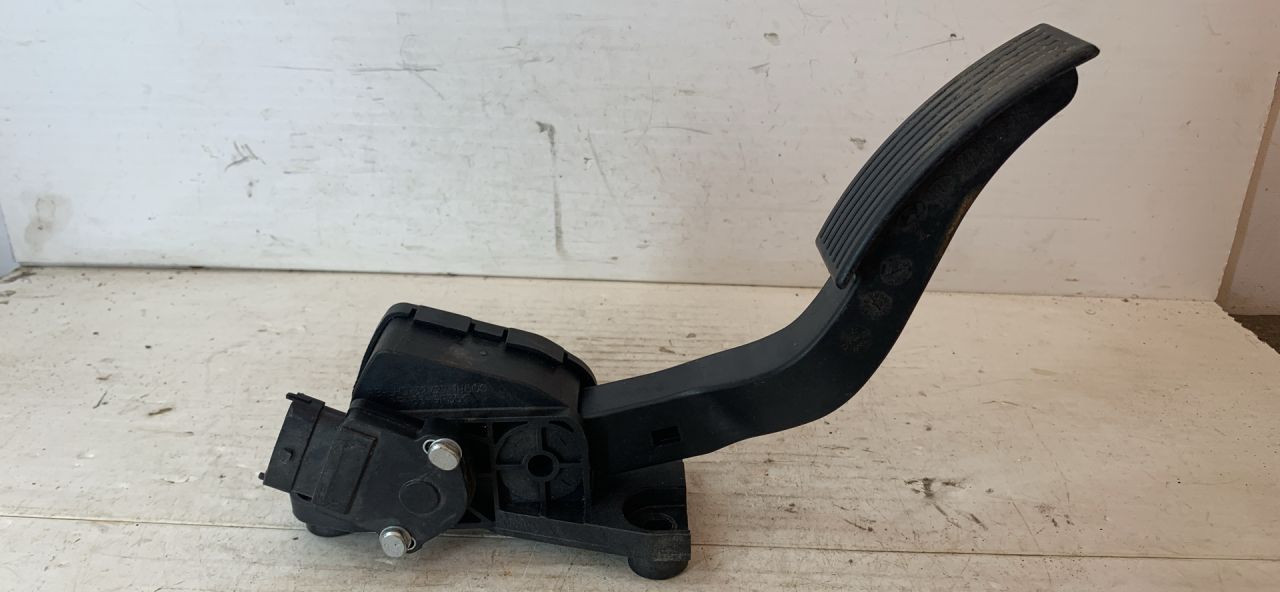 педаль Kia Rio 3 поколение (2011 - 2015), 327271J500 - фото №1