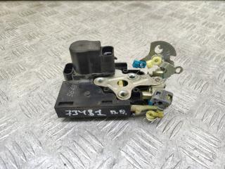 замок двери передней правой Chevrolet Spark M300 2012, 1.0 л., бензин, МКПП, красный, хетчбэк 5 дв., передний привод, A046818