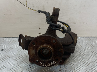 ступица передняя правая Toyota Aygo 1 поколение AB10 [рестайлинг] 2010, 1.0 л., 1KR-FE, бензин, МКПП, красный, хетчбэк 5 дв., передний привод