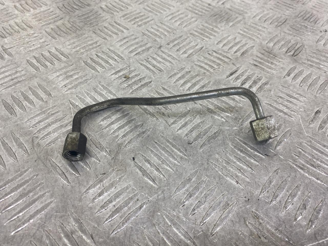 трубка топливная Hyundai H-1 Grand Starex 2008, 2.5 л., дизель, МКПП, белый, минивэн, задний привод - фото №1