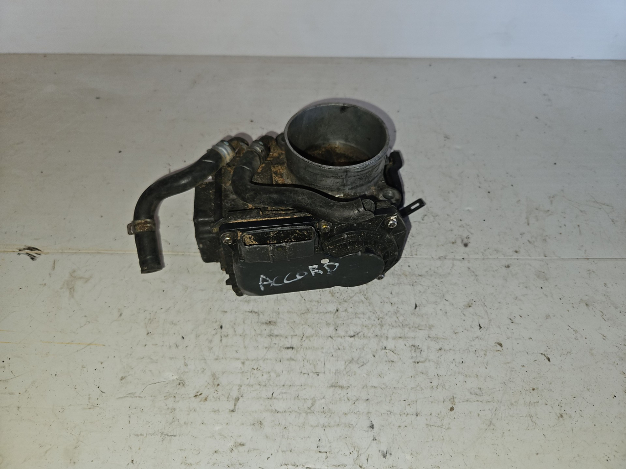 заслонка дроссельная Honda Accord 8 поколение (2007 - 2011), бензин, 14107K02H - фото №1