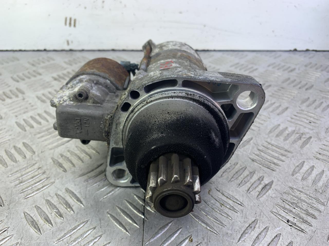 стартер Volkswagen Passat B6 (2005 - 2010), 2.0 л., дизель, универсал, 02M911023N - фото №1