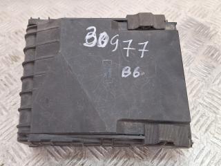блок предохранителей Volkswagen Passat B6 2008, 2.0 л., BMR, дизель, АКПП, универсал, 3C0937125