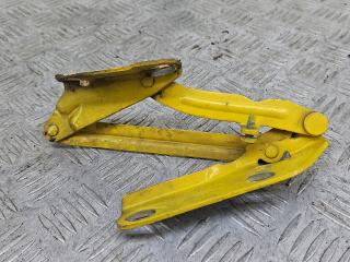 петля капота левая Volkswagen Crafter 1 поколение [рестайлинг] (2011 - 2016), 2.0 л., CKTC, дизель, МКПП, желтый, микроавтобус, задний привод, 9067500021