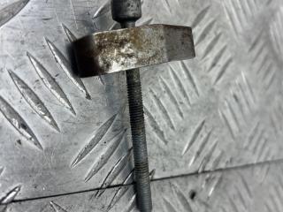 крепление форсунки Mercedes-Benz Vito W639 (2003 - 2010), 3.0 л., дизель