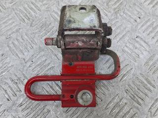 петля двери Skoda Octavia 1 поколение (A4) [рестайлинг] 1U 2010, 1.9 л., AXR, дизель, 5МКПП, красный, хетчбэк 5 дв., передний привод, 4B0833411D