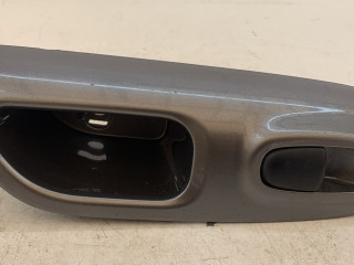 кнопка стеклоподъемника двери задней правой Nissan Juke YF15 [рестайлинг] 2013, 254111KL5A