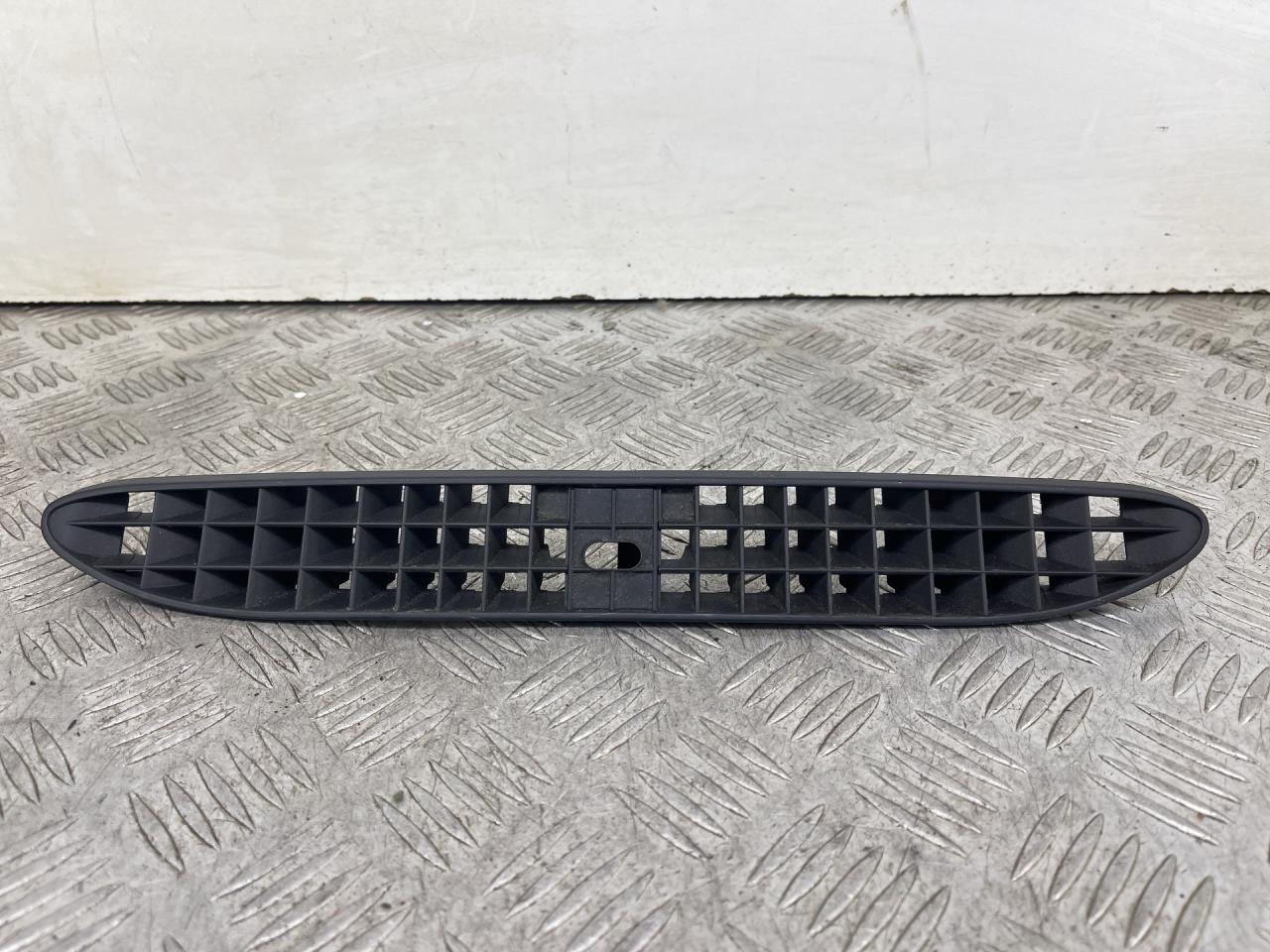 дефлектор обдува салона Audi A4 B5 (1994 - 1999), 8D0819635A - фото №1