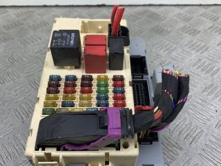 блок предохранителей Lancia Thesis 1 поколение 2005, 2.4 л., 841 D.000, бензин, МКПП, темно-синий, седан, передний привод