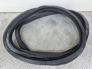 уплотнитель двери Audi A6 4B/C5 [рестайлинг] (2001 - 2004), 2.4 л., BDV, бензин, МКПП, универсал, 4B9833721L