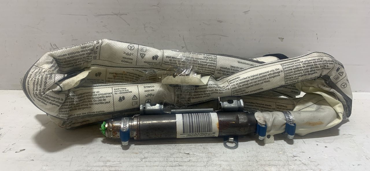 подушка безопасности боковая (шторка) Mercedes-Benz C-Класс W204/S204 S204.207 2009, 2.2 л., дизель, МКПП, серебро, универсал, задний привод, 2048600705160914900300, 606037201 - фото №1