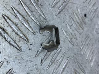 крепление форсунки BMW 5 серия E60/E61 2006, 2.5 л., M54 B25 (256S3), бензин, МКПП, серый, универсал, задний привод