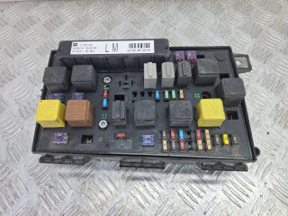 блок комфорта Opel Astra H/Family [рестайлинг] (2005 - 2015), 13268303