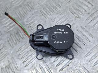 моторчик заслонки печки Peugeot 607 1 поколение [рестайлинг] 2006, 2.7 л., DT17TED4, дизель, АКПП, голубой, седан, передний привод, 653118VE11