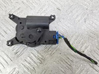 моторчик заслонки печки Volkswagen Caravelle T6 2019, 2.0 л., CXFA, дизель, робот, желтый, микроавтобус, передний привод, 309369411, 52411483R09