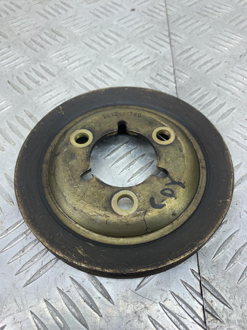 шкив коленвала Peugeot 106 1 поколение (1991 - 1996), 1.0 л., CDY (TU9M), бензин, 9612181780 - фото №1