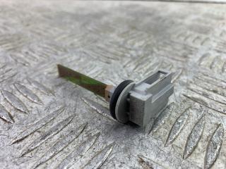 датчик температуры Volkswagen Passat B6 2008, 1.8 л., BZB, бензин, 6МКПП, черный, универсал, передний привод, 4B0820539