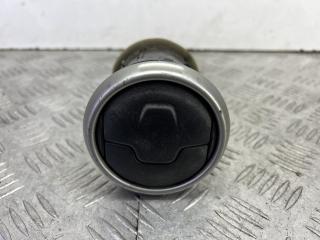 дефлектор обдува салона Nissan Qashqai 1 поколение (2006 - 2010), 68760JD10A