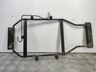 крепление интеркулера Kia Carens 1 поколение [рестайлинг] 2004, 2.0 л., D4EA, дизель, МКПП, бордовый, минивэн, передний привод