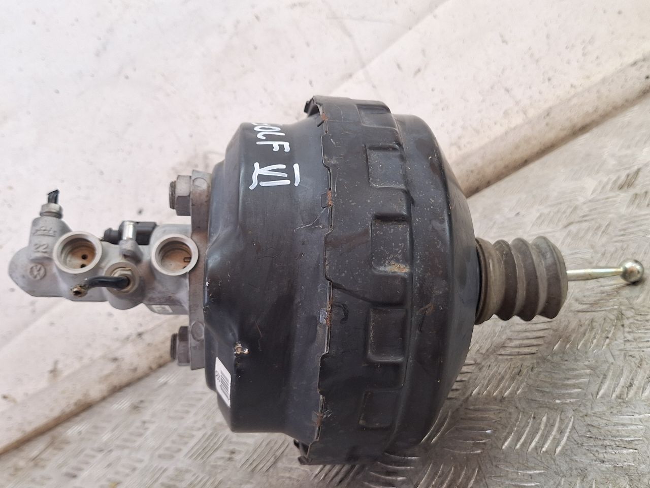 вакуумный усилитель тормозов Volkswagen Golf 6 поколение 2010, 1K2614105BJ, 0722302883 - фото №1