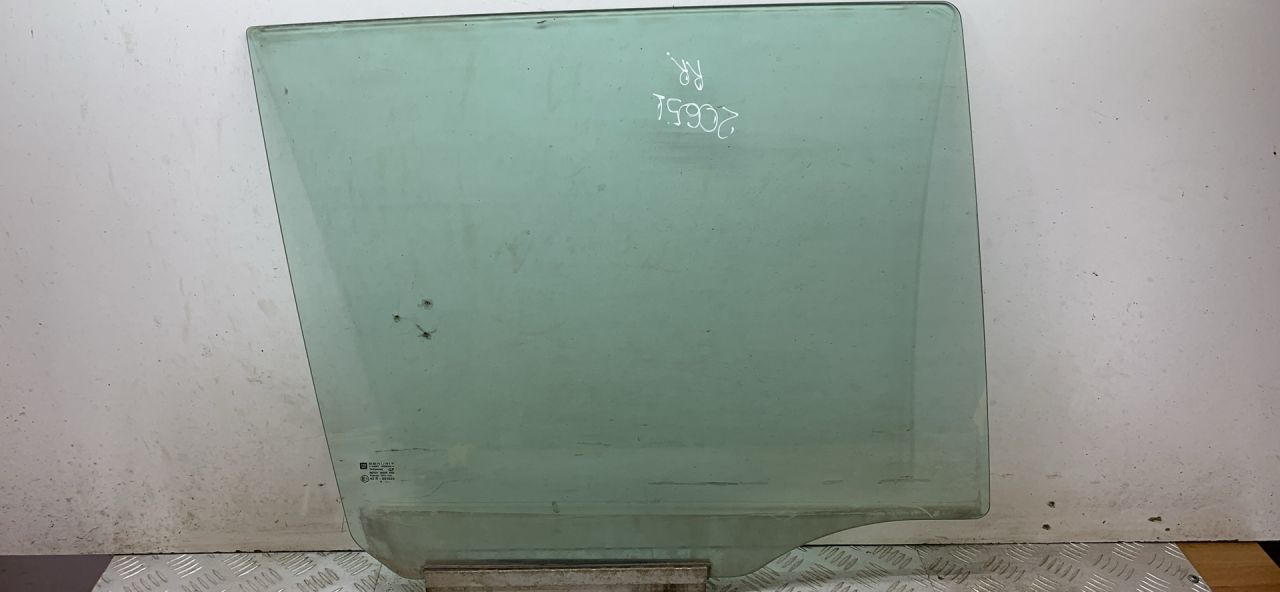 стекло двери задней правой Opel Zafira 1 поколение (A) 2002, 1.8 л., Z 18 XE, бензин, МКПП, синий, минивэн, передний привод - фото №1