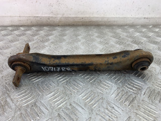 рычаг задний правый Mitsubishi Carisma 1 поколение [рестайлинг] 2003, 1.6 л., 4G92 (DOHC 16V), бензин, МКПП, серебро, хетчбэк 5 дв., передний привод