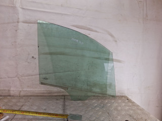 стекло двери передней правой Mercedes-Benz A-Класс W168/V168 [рестайлинг] 2001, 1.4 л., M 166.940, бензин, МКПП, темно-синий, минивэн, передний привод