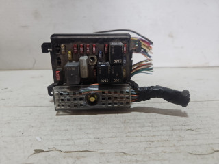 блок предохранителей Chevrolet Alero 1 поколение 2000, 2.4 л., бензин, АКПП, красный, седан, передний привод, 15374566