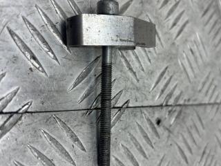 крепление форсунки Mercedes-Benz Vito W639 (2003 - 2010), 3.0 л., дизель