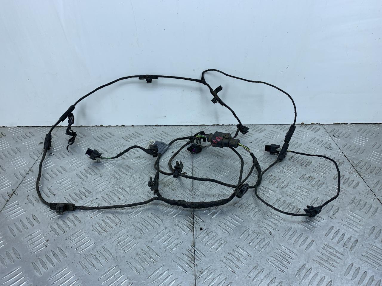 проводка бампера передняя Audi A4 B9 2017, 1.4 л., CVNA, бензин, 6МКПП, темно-синий, универсал, передний привод, 8W0971095B - фото №1