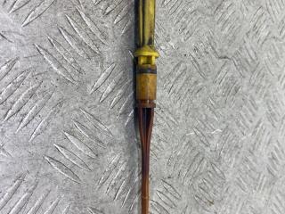 щуп двигателя Renault Megane 1 поколение [рестайлинг] (1999 - 2003), бордовый, передний привод, 8200141457