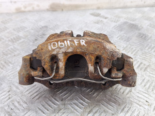 суппорт передний правый Volvo C70 1 поколение 1999, 2.5 л., бензин, МКПП, серебро, купе, передний привод