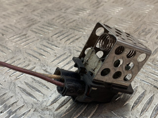 блок управления вентилятором (реле) Renault Scenic 1 поколение (1996 - 1999), 8200045082